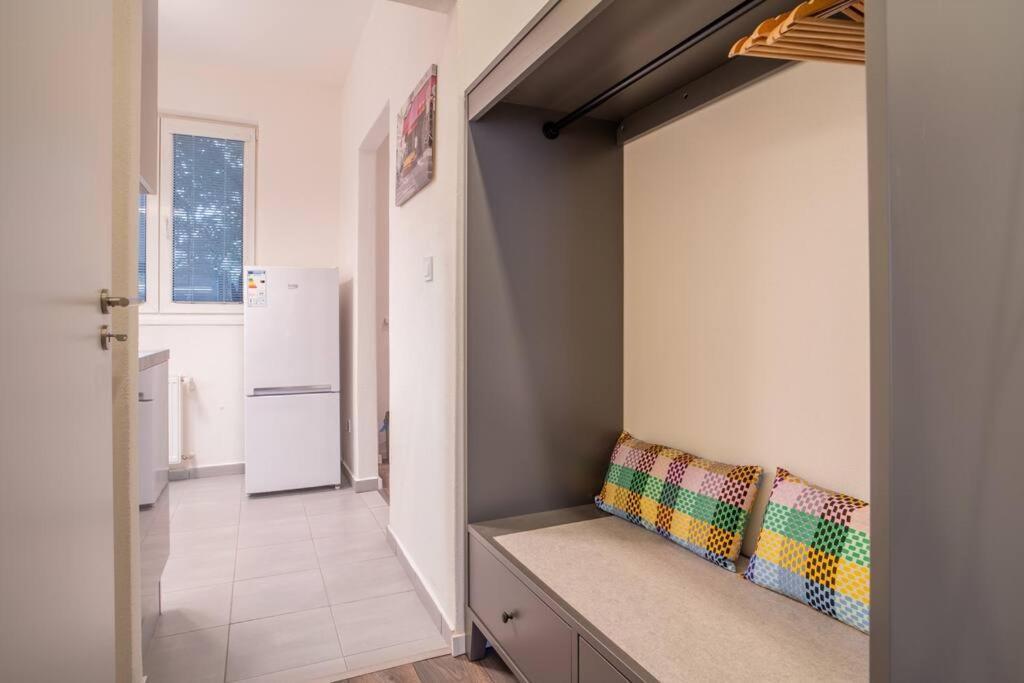 Sukromny Staromestsky Apartman V Uzasnej Lokalite/Cozy Old-Town Apartment In A Great Neighborhood براتسيلافا المظهر الخارجي الصورة